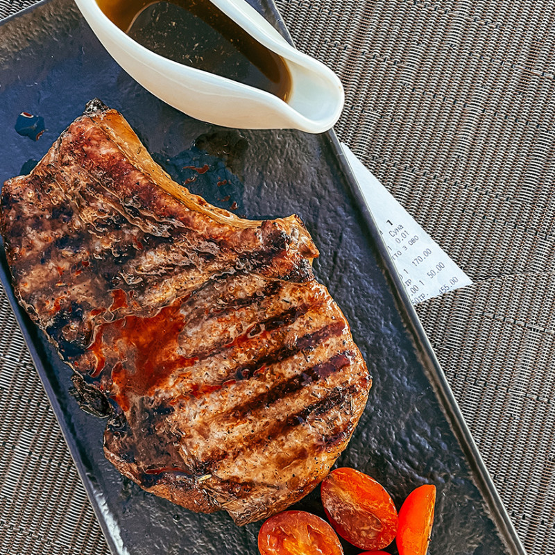 Чалагач – стейк на кості