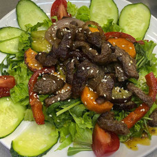 Салат телятина з овочами